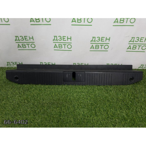 Накладка багажника Mercedes S 2011 A2216900041 W221